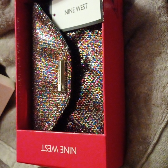 Nine west envelope crossbody with strap. Multi-color - Picture 4 of 6